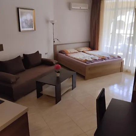 Midia Grand - S Vyhledem Na Apartment Aheloy